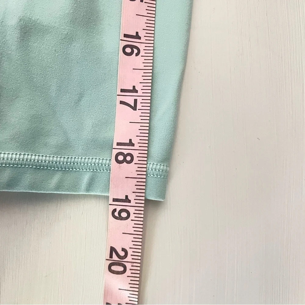 Athleta light green